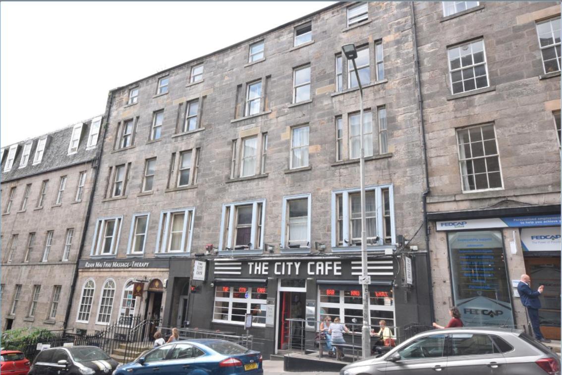 Appartamento Cosy N Comfy Flat In Historic Heart Of Edimburgo Esterno foto